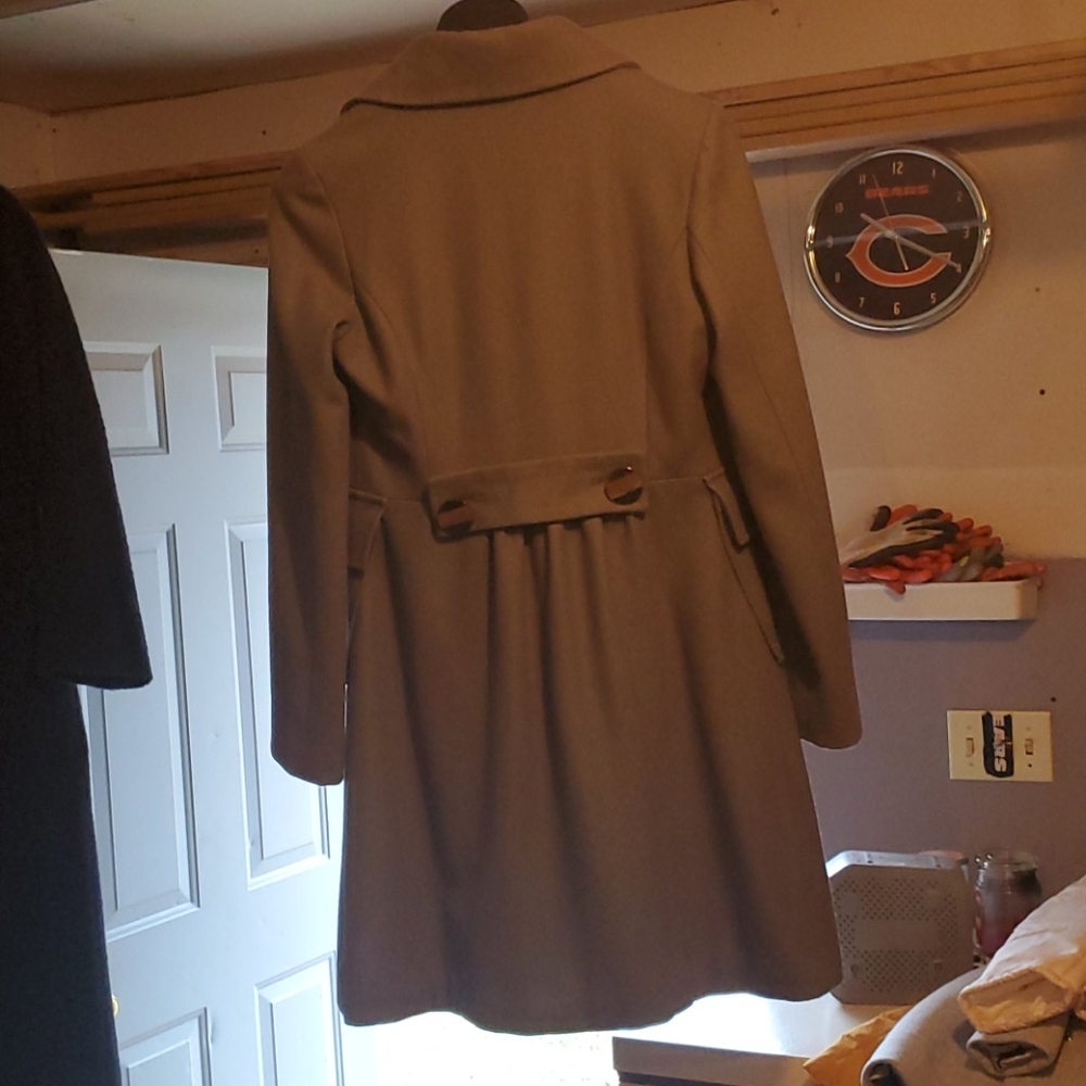 Jacket - Picture 3 of 3